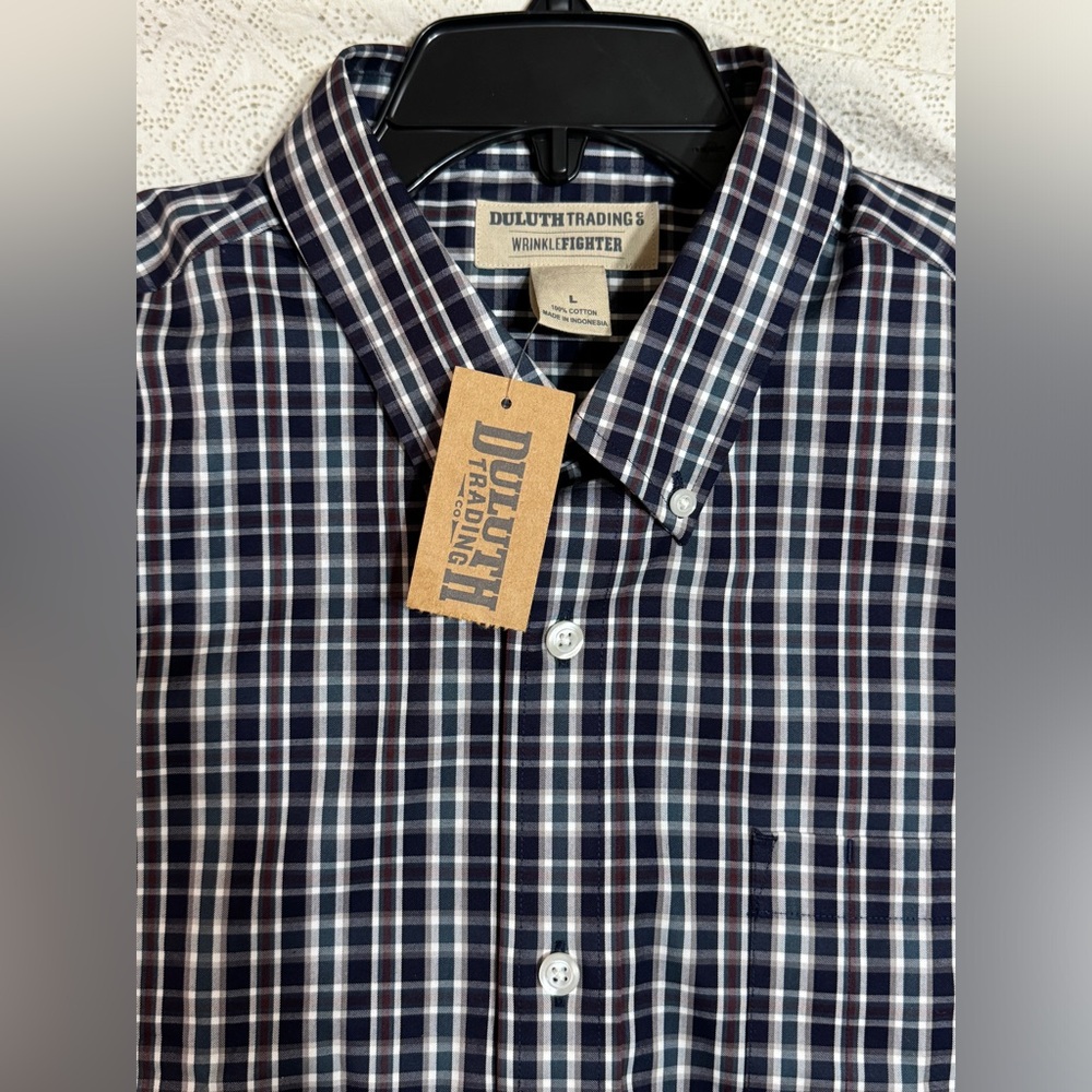 Duluth Trading Co Wrinklefighter Shirt New